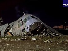 В Боливии на трассу рухнул самолет, перевозивший купюры для Центробанка