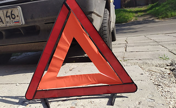 В Курске столкнулись КАМАЗ и маршрутки