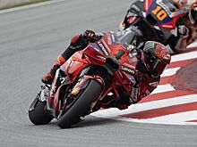 Баньяя выиграл спринт Гран-при Барселоны MotoGP, Мартин — третий