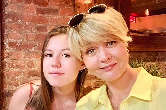 Юлия Меньшова поздравила красавицу-дочь с 17-летием и показала ее детские фото