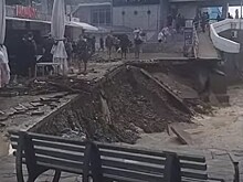 Из-за вызванной наводнением разрухи в гостинице туристам пришлось съехать на второй же день