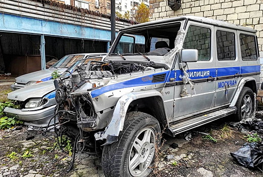 В Москве обнаружили брошенный милицейский «Гелендеваген»