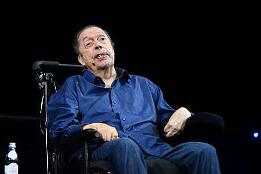 Актер Тим Карри остался прикованным к коляске после инсульта