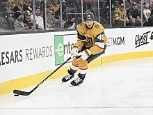 Голы Барбашева и Дорофеева не помогли "Вегасу" победить "Айлендерс" в НХЛ