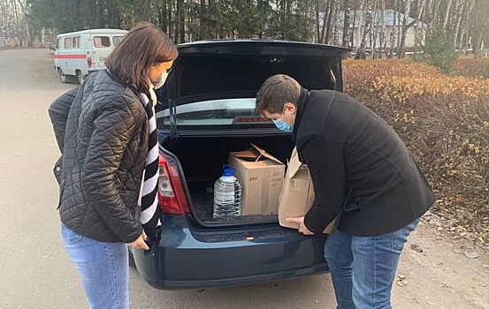 В Нижнеломовскую межрайонную больницу передали СИЗы