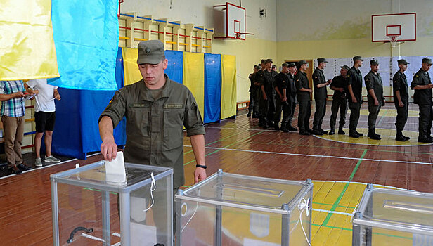 Украина: выборы завершились, появились экзитполы