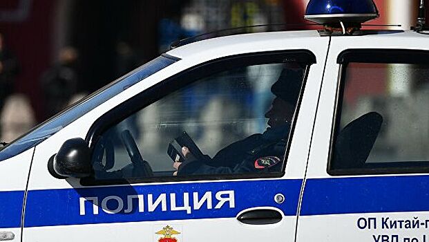 В Кирове полицейские закрыли подростка в багажнике