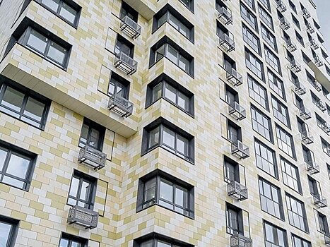 Около 150 горожан начали переселение в новые квартиры по реновации на Тайнинской улице