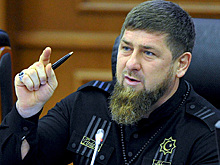 Кадыров оправдал поигравших живым котом бойцов