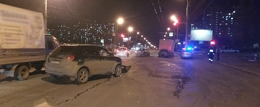 В Ижевске произошло тройное ДТП