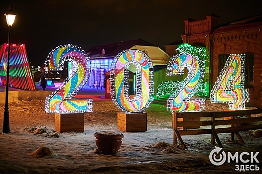 Сказочные селфи в подарок: фотообзор новогодних локаций в Омске