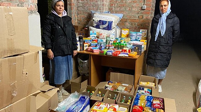 От храма Святой великомученицы Анастасии Узорешительницы в Тёплом Стане доставили гуманитарную помощь