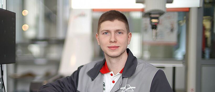 Работник КМЗ Павел Тертычный победил в столичном чемпионате WorldSkills Russia