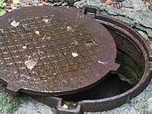 Депутаты попытаются запретить гражданам воровать и сдавать в металлолом крышки от люков