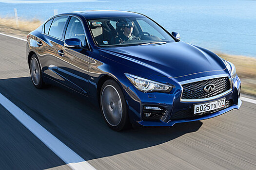 Infiniti Q50: Рассерженная птица