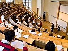 Рособрнадзор объявил предостережения трем вузам РФ