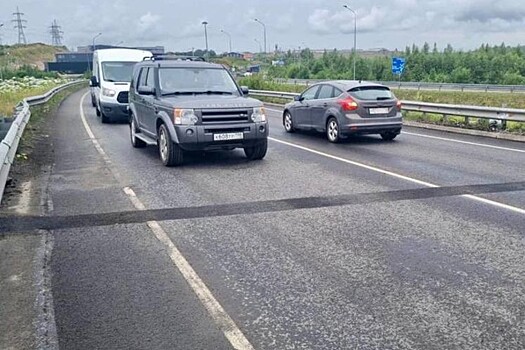 Завершился ремонт швов на путепроводе в Ленинградской области