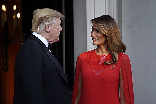 Мелания Трамп в Givenchy посетила ужин с принцем Чарльзом и его супругой Камиллой