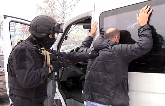 ФСБ задержала планировавших устроить теракты в Москве