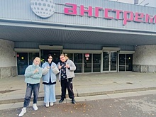 Учащиеся школ района Савелки посетили «Ангстрем», а долголеты заняты в фотокружке