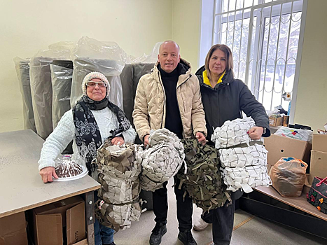 Волонтерам Городского округа Пушкинский передали материалы для возобновления плетения маскировочных сетей