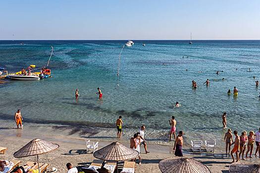 Стало известно, какие страны выбрали россияне для отдыха на длинных выходных