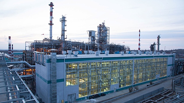 Хабаровский НПЗ возобновил производство бензина