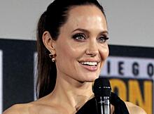 СМИ узнали о романе Джоли с актрисой Эван Вуд