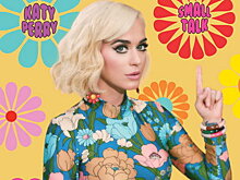 Кэти Перри показала жизнь офисных работников в «Small Talk» (Видео)