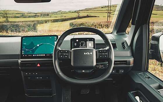 Почему в новый Kia PV5 водитель садится не с той стороны