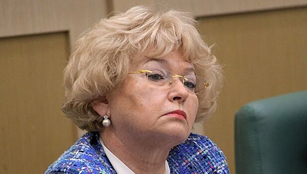 Матвиенко прервала Нарусову из-за выпада в адрес Мединского