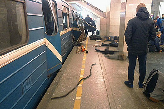Взорванный в петербургском метро состав утилизируют