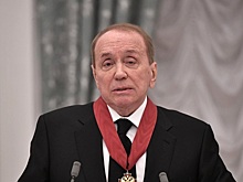 Вандал напал на могилу Маслякова в Москве