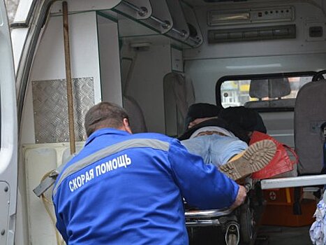 В Александровом Гае водитель ВАЗ-21101 врезался в столб и погиб