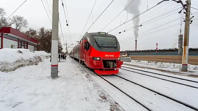В Новосибирске женщина получила травму на станции Черепаново из-за нарушения правил безопасности