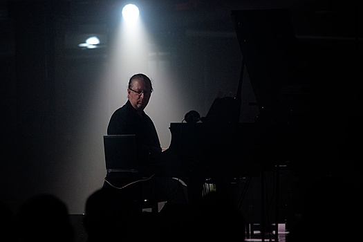 Названа причина смерти умершего в 54 года композитора Павла Карманова