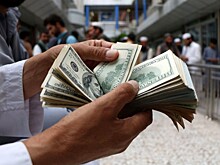 Доллар США и евро без изменений; фокус на заседания ЦБ
