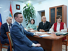 Губернатор Дмитрий Азаров провел прием граждан