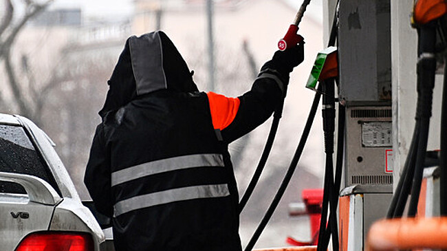 В Петербурге мальчик попал в больницу с ожогами после пожара на заправке