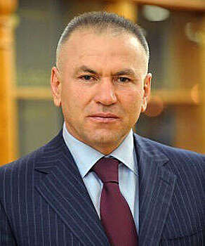 Приставы наложили арест на имущество экс-депутата Исаева на 10 млрд рублей