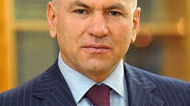 Приставы наложили арест на имущество экс-депутата Исаева на 10 млрд рублей