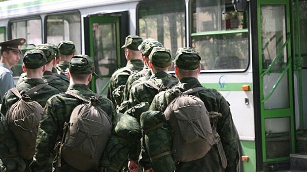 Минобороны заявило о «стабильном наборе» контрактников