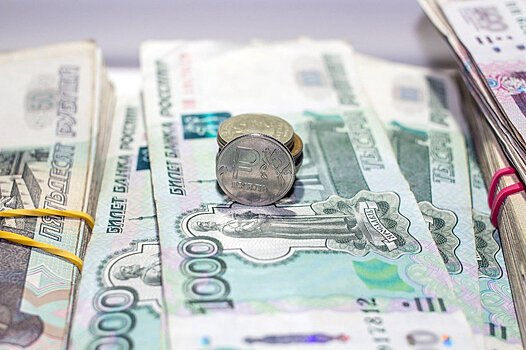Курс рубля незначительно снизился на новости об отставке правительства