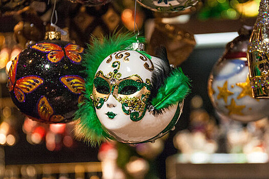 Минимальный набор новогодних украшений в 2025 году будет стоить 5,2 тыс. рублей
