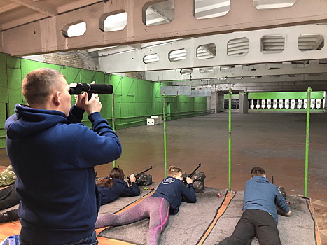В Оренбурге юнармейцы посоревновались в стрельбе из малокалиберного оружия