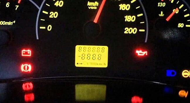 Для чего на приборной панели загораются все лампочки?