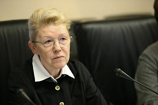 Мизулина предложила новое основание для опеки семьи с больным родителем