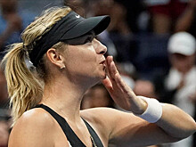 Шарапова сравнялась с Дэвенпорт по победным матчам на Australian Open