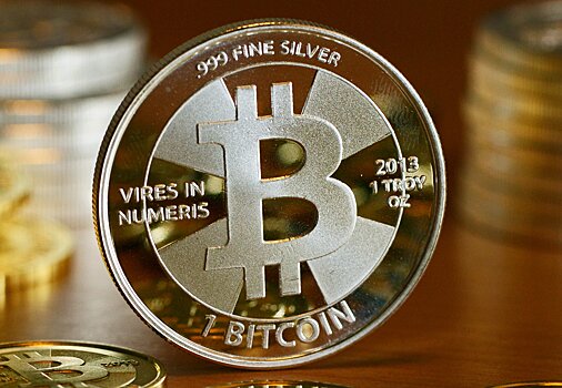 Курс биткоина опустился ниже $2500