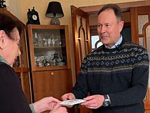 Департамент информационной политики Свердловской области поздравил ветеранов Союза журналистов с Днём российской печати